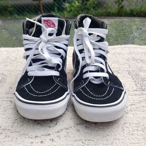 UNISEX Black Vans
